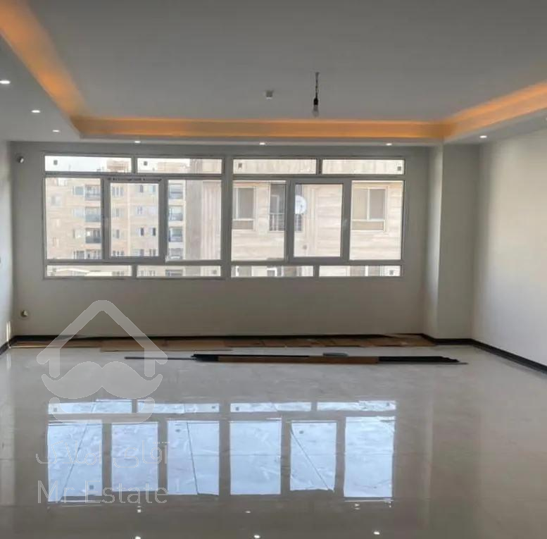 100متر/ سه خوابه/ شمال ستارخان