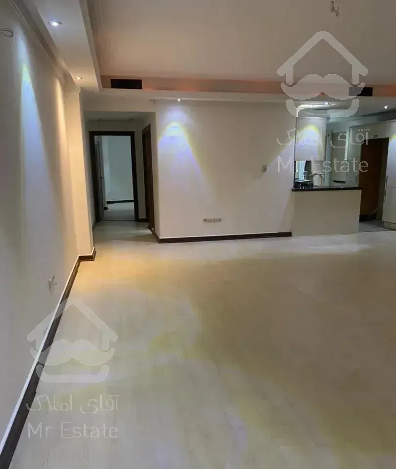 آپارتمان ۱۰۵ متری کامرانیه