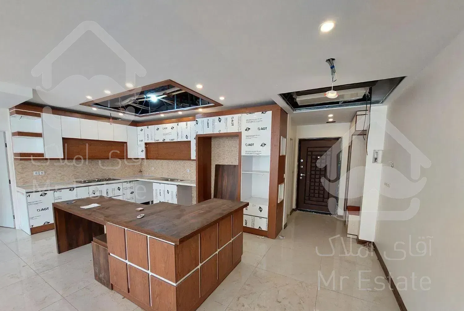 کلیدنخورده ۱۶۰متر ۳خواب بدون مشرف