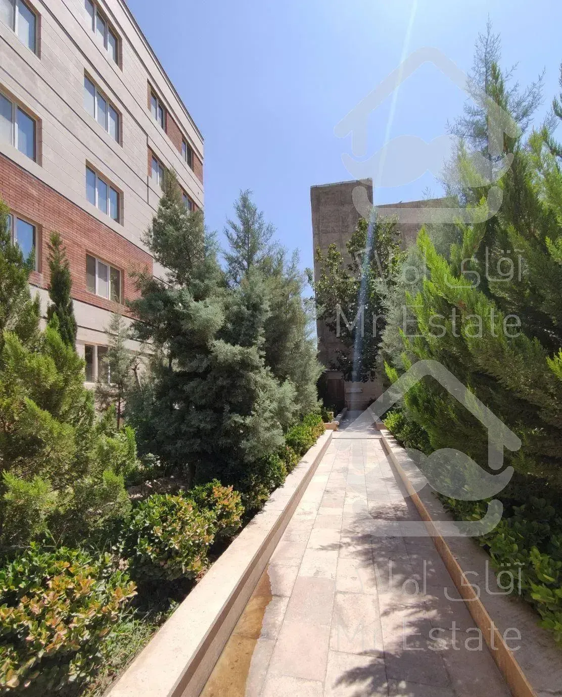 77متر/ فول امکانات با لابی/ خوش نقشه/ شهر زیبا