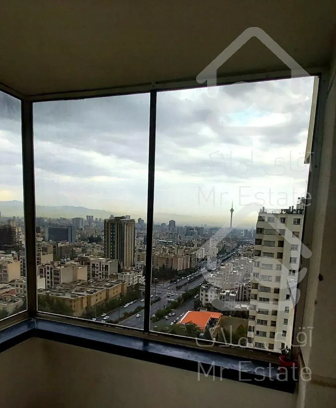 اجاره آپارتمان ۱۳۰ متری سعادت آباد