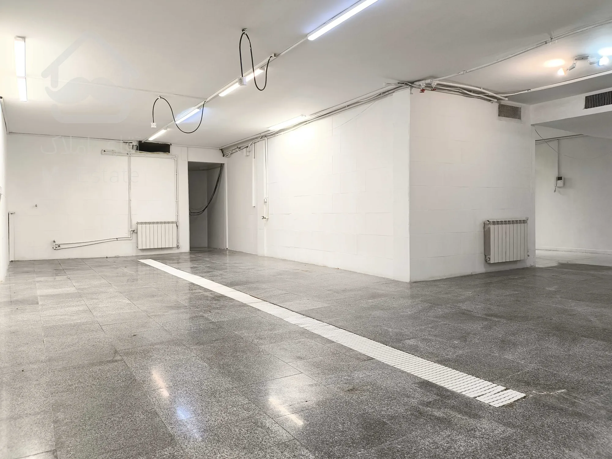 ویلای سه بر موقعیت اداری ۳۰۰ متری ونک