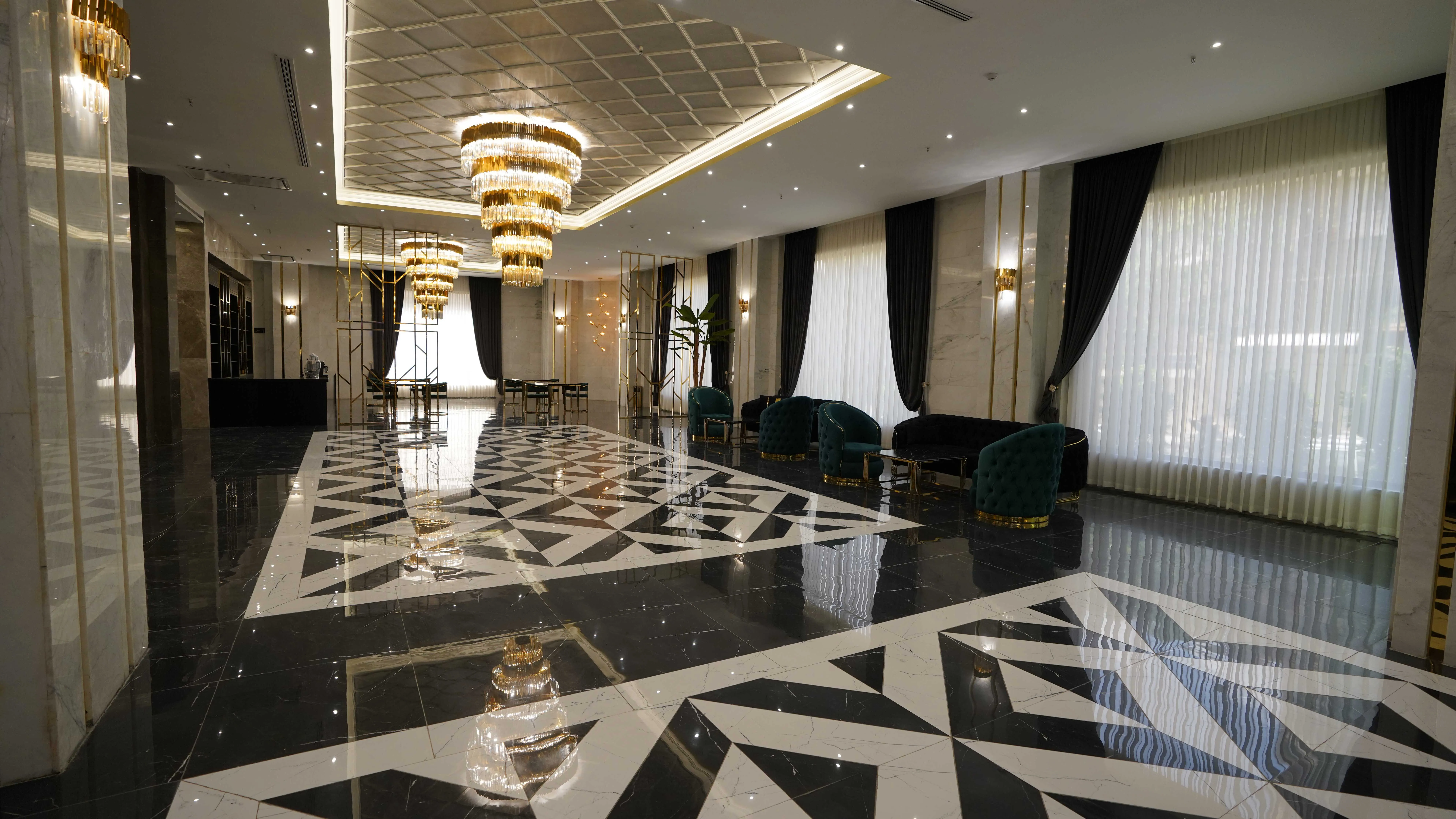 پیش فروش واحد 105 متری با امکانات هتلینگ با شرایط اقساطی