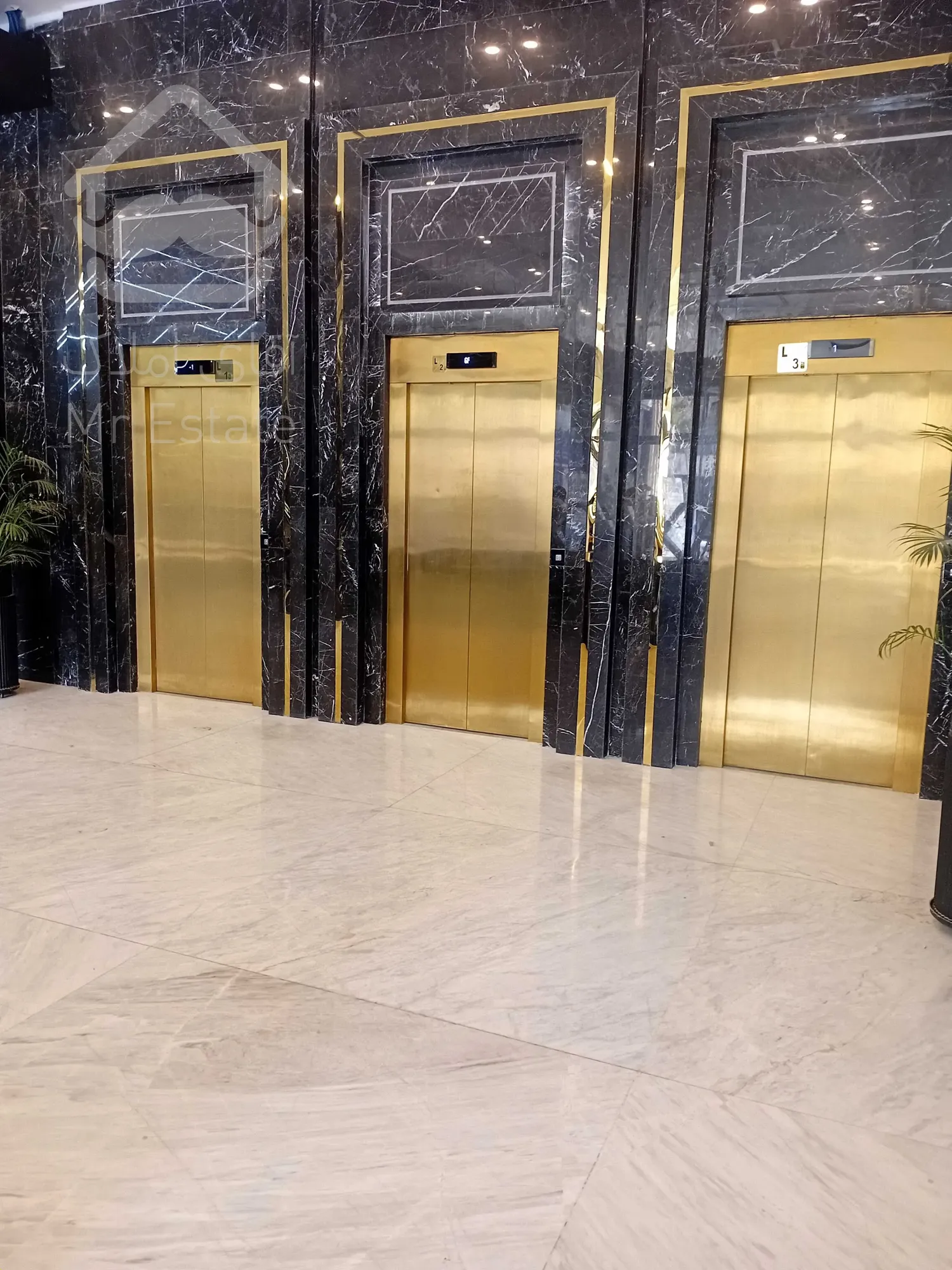 پیش فروش رونیکامال میرزا بابایی ، فضایی مناسب کسب و کار شما