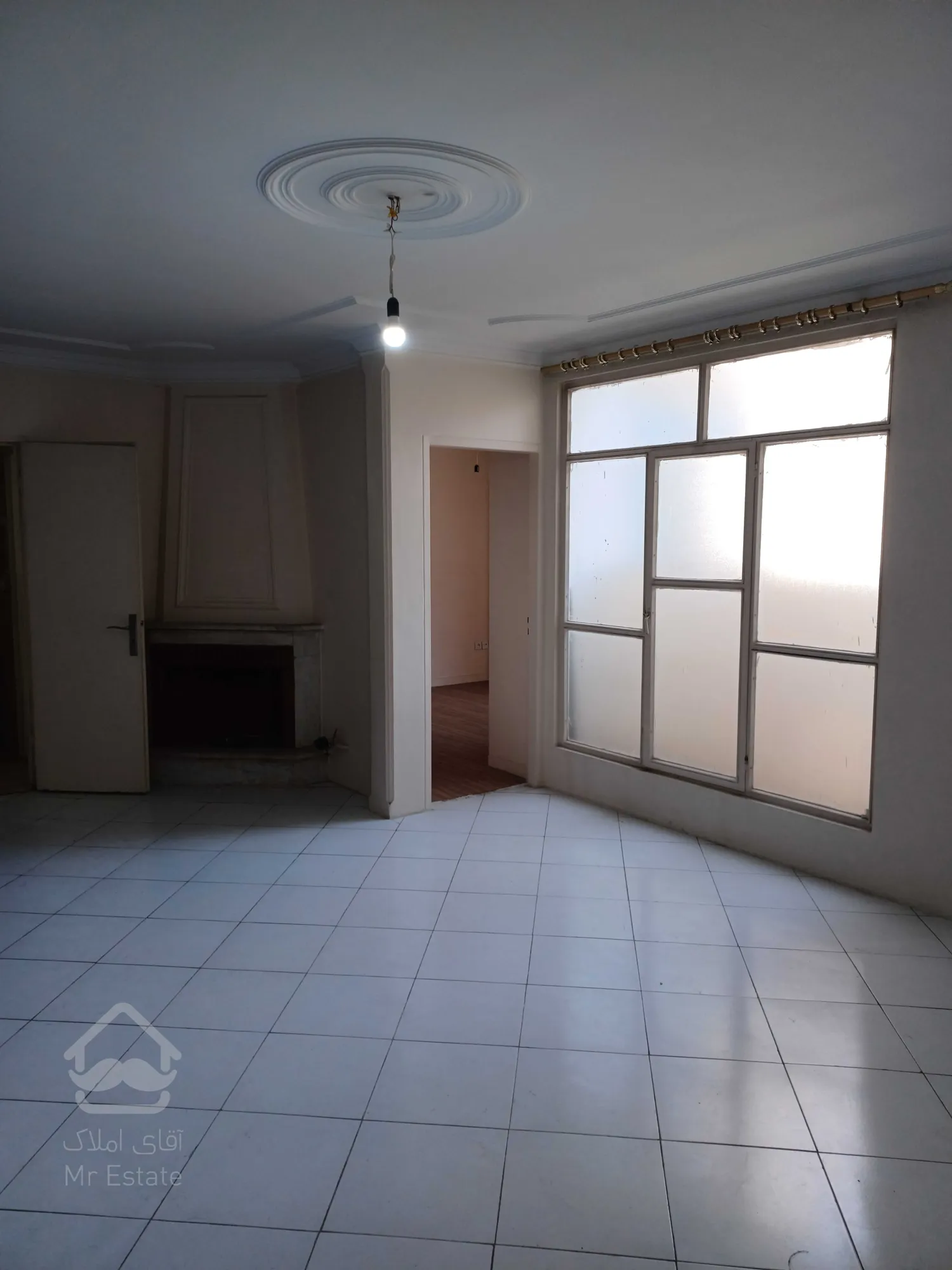 آپارتمان ۶۴ متری آماده سکونت و تخلیه