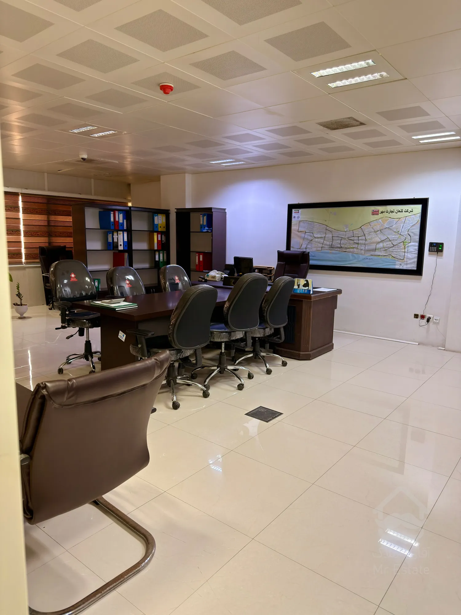 فروش فلت اداری/۸۰متر/تک‌برگ‌سند/ملکه آسمان ها