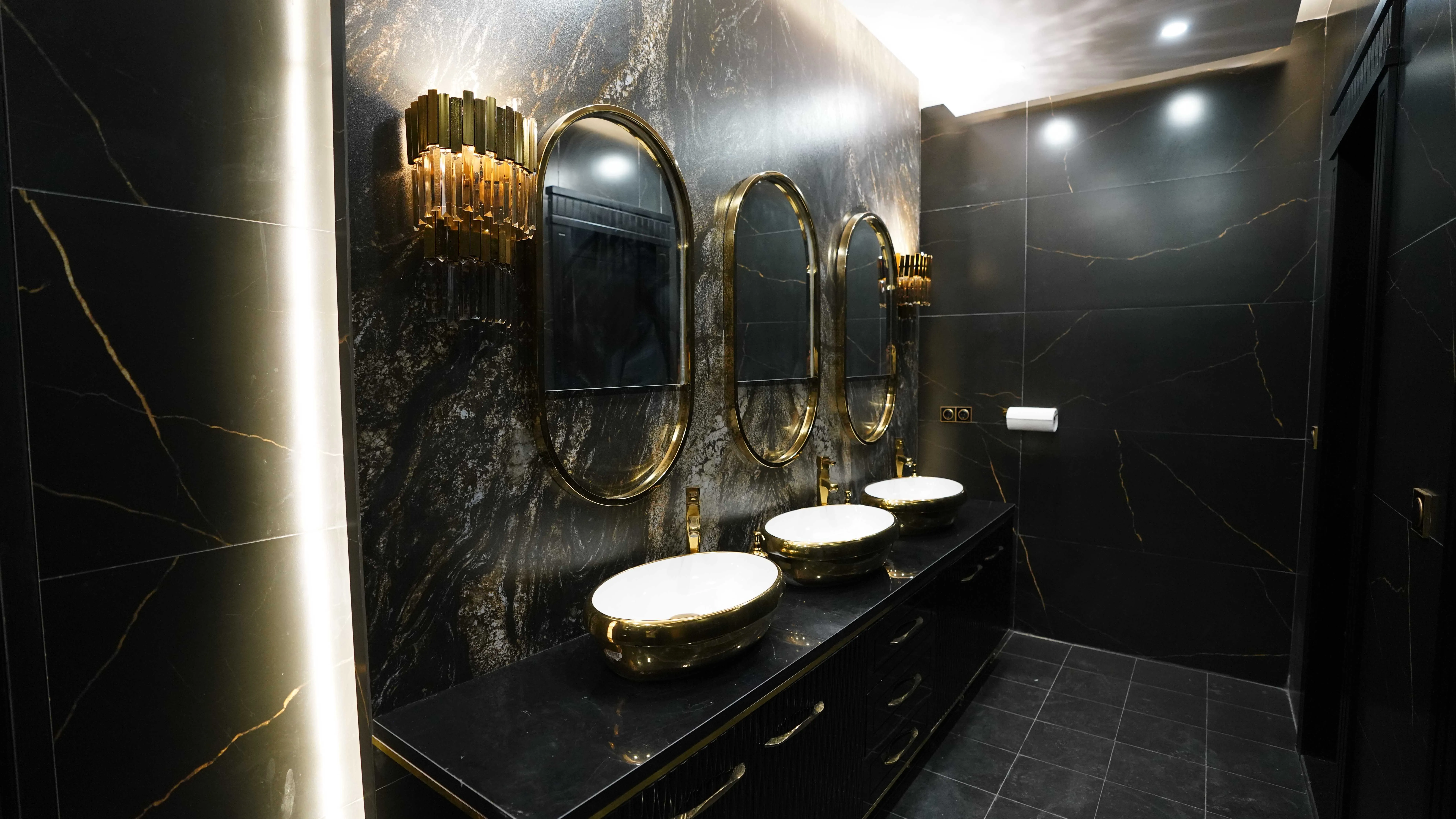 پیش فروش واحد 116 متری در شهرک لاله با امکانات هتلینگ