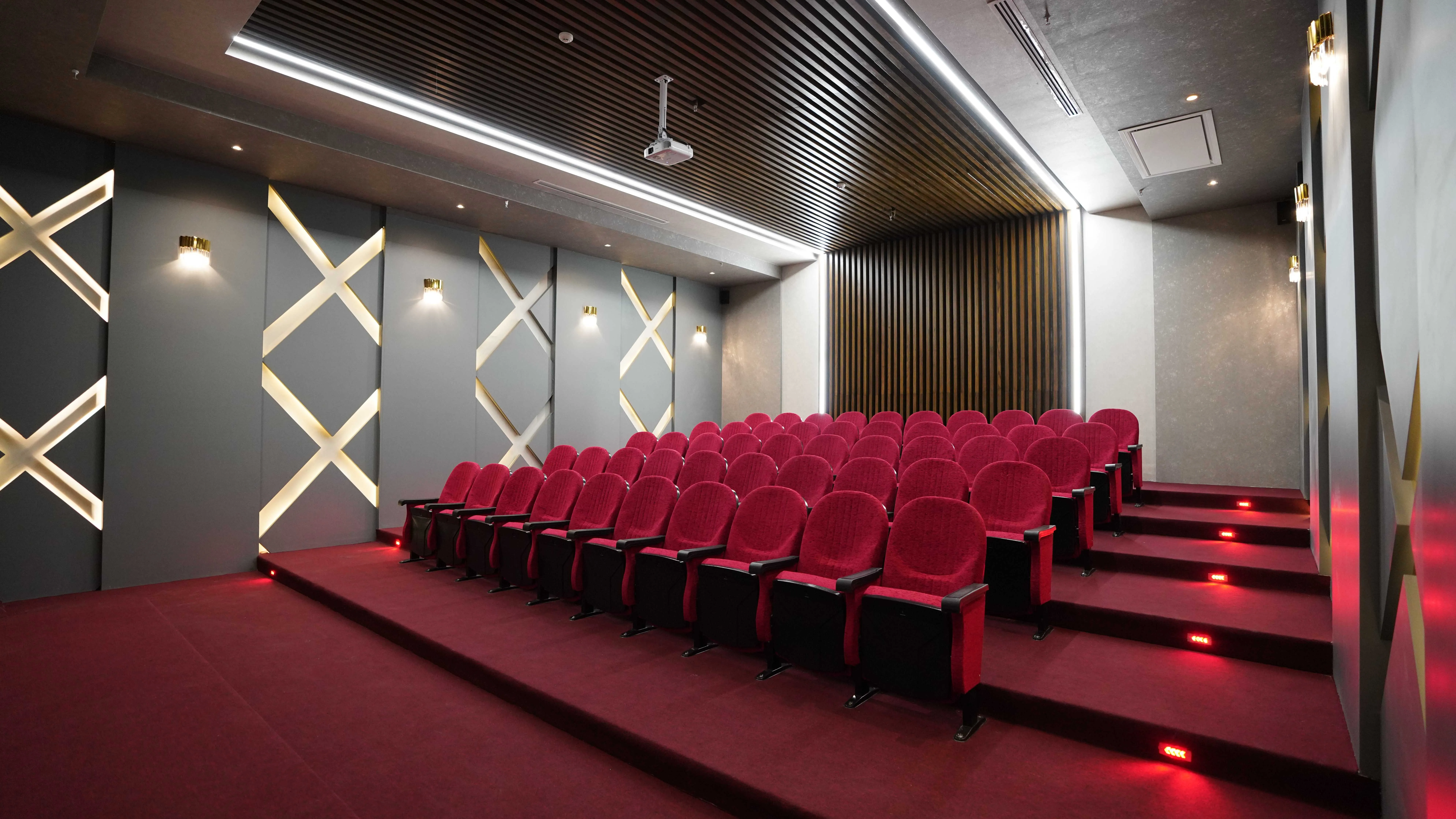 پیش خرید آپارتمان لاکچری در بهترین تاپ لوکیشن شرق تهران با امکانات هتلینگ در برج