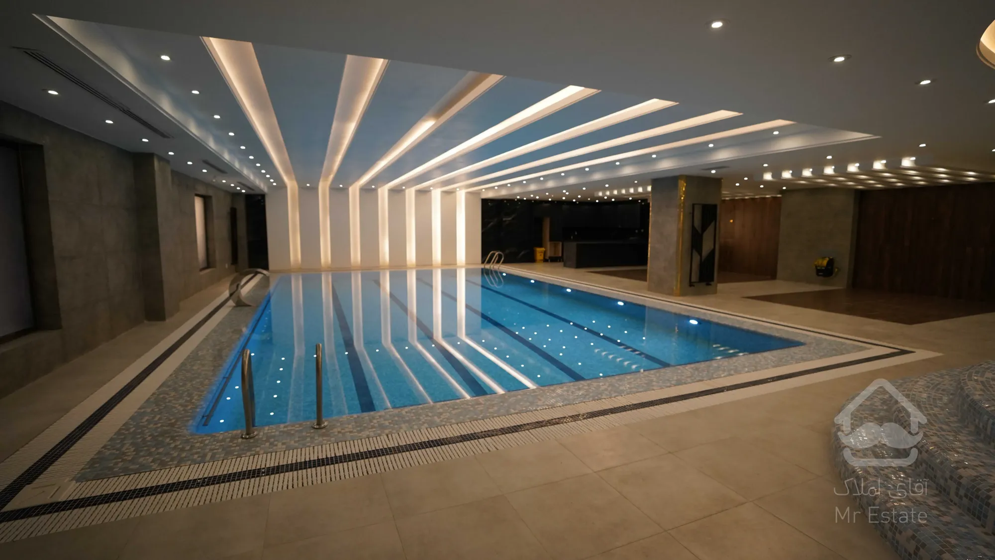 پیش فروش واحد 116 متری دو خوابه ویودار استخردار