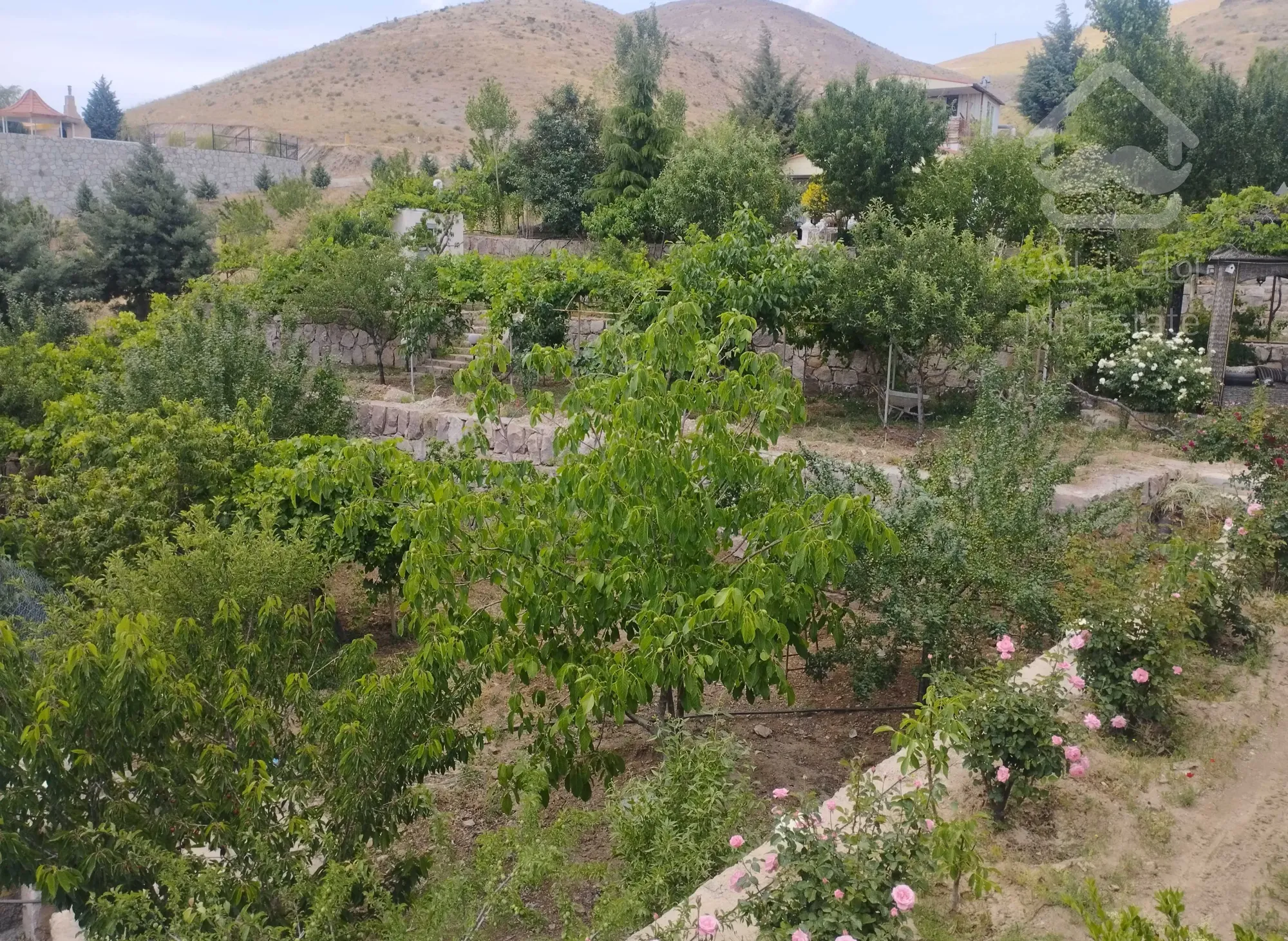 فروش باغ ویلای دنج و باصفا در قزوین