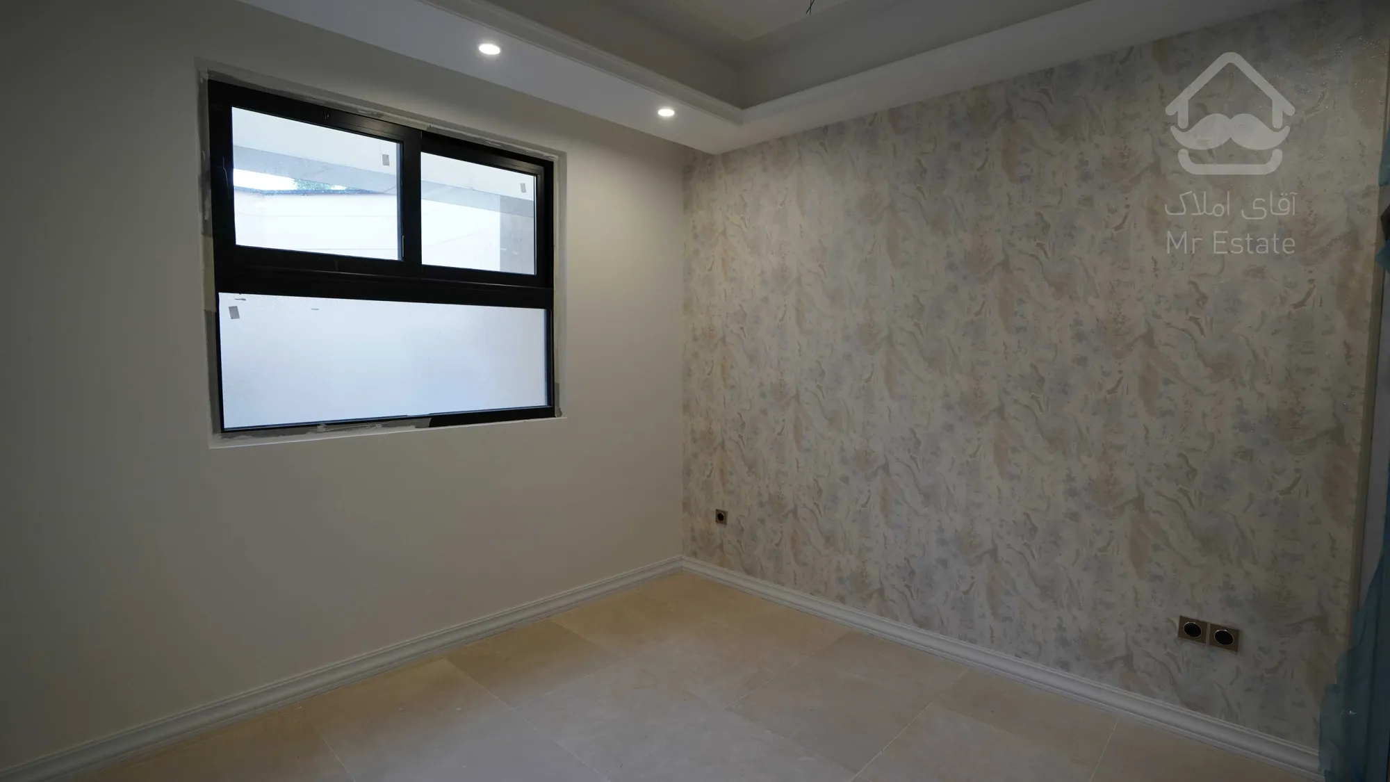 پیش فروش واحد مسکونی  دو خوابه در آبشار تهران / ویو و لوکیشن بی نظیر/ خرازی