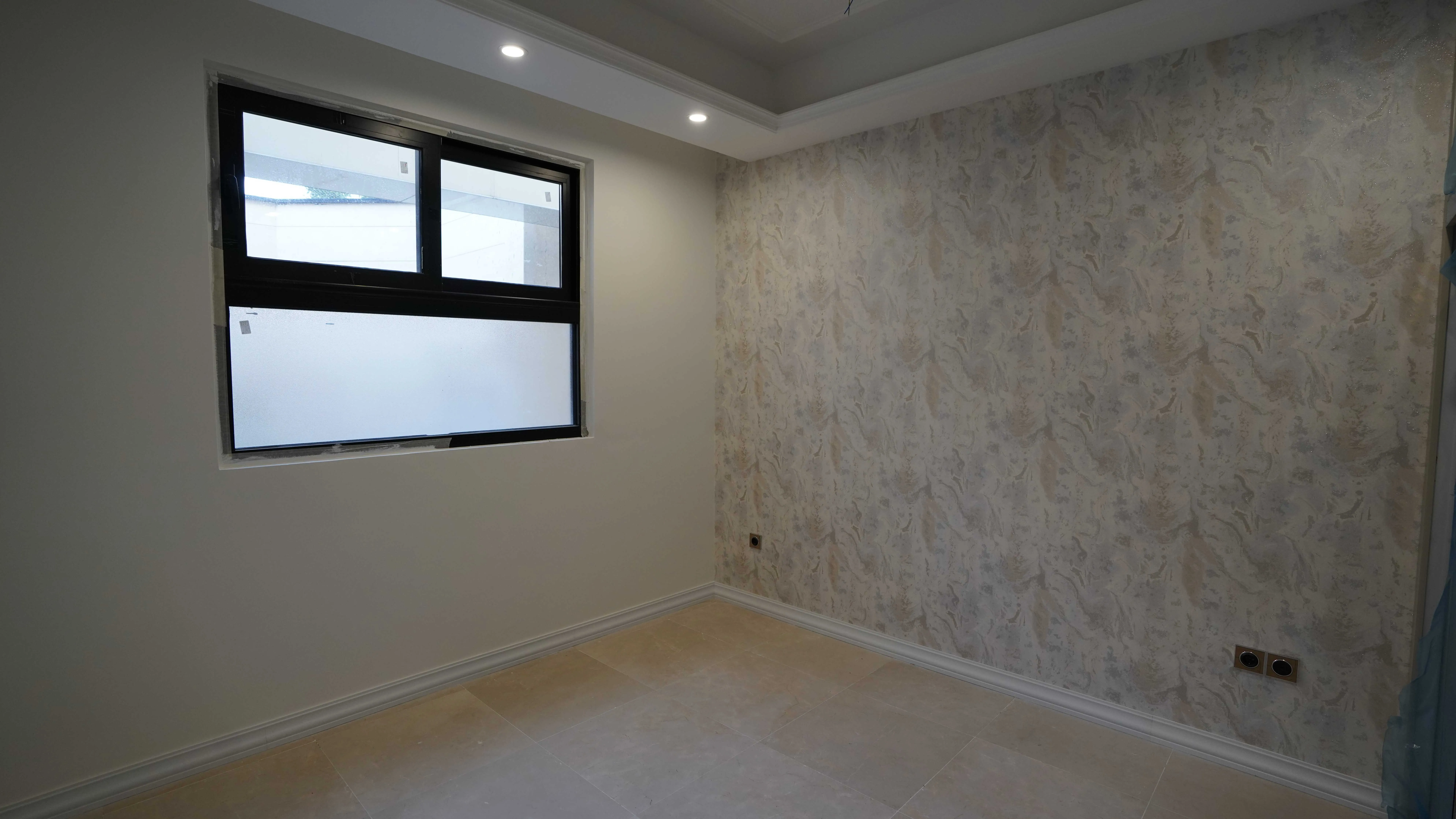 پیش فروش واحد مسکونی 125 متری رونیکاپالاس دردشت