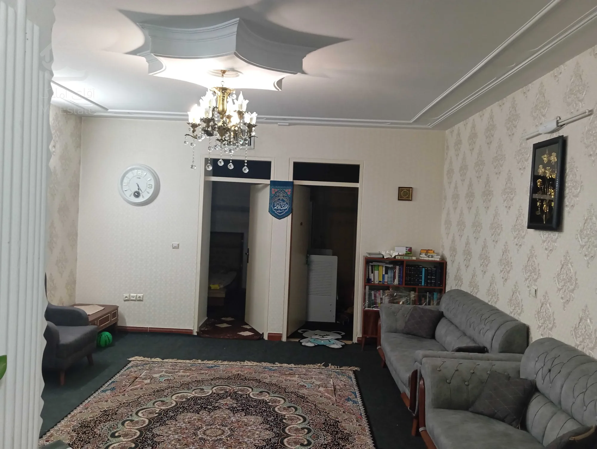 آپارتمان با حیاط اختصاصی