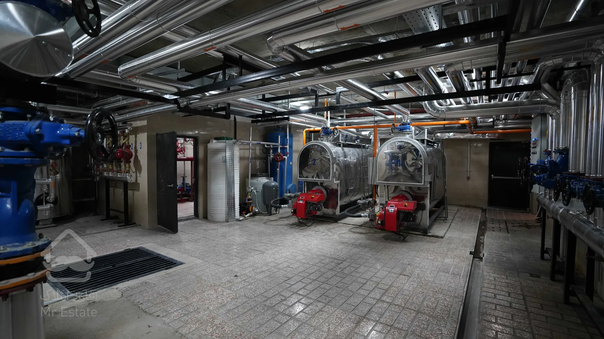 پیش فروش واحد 116 متری در شهرک لاله با امکانات