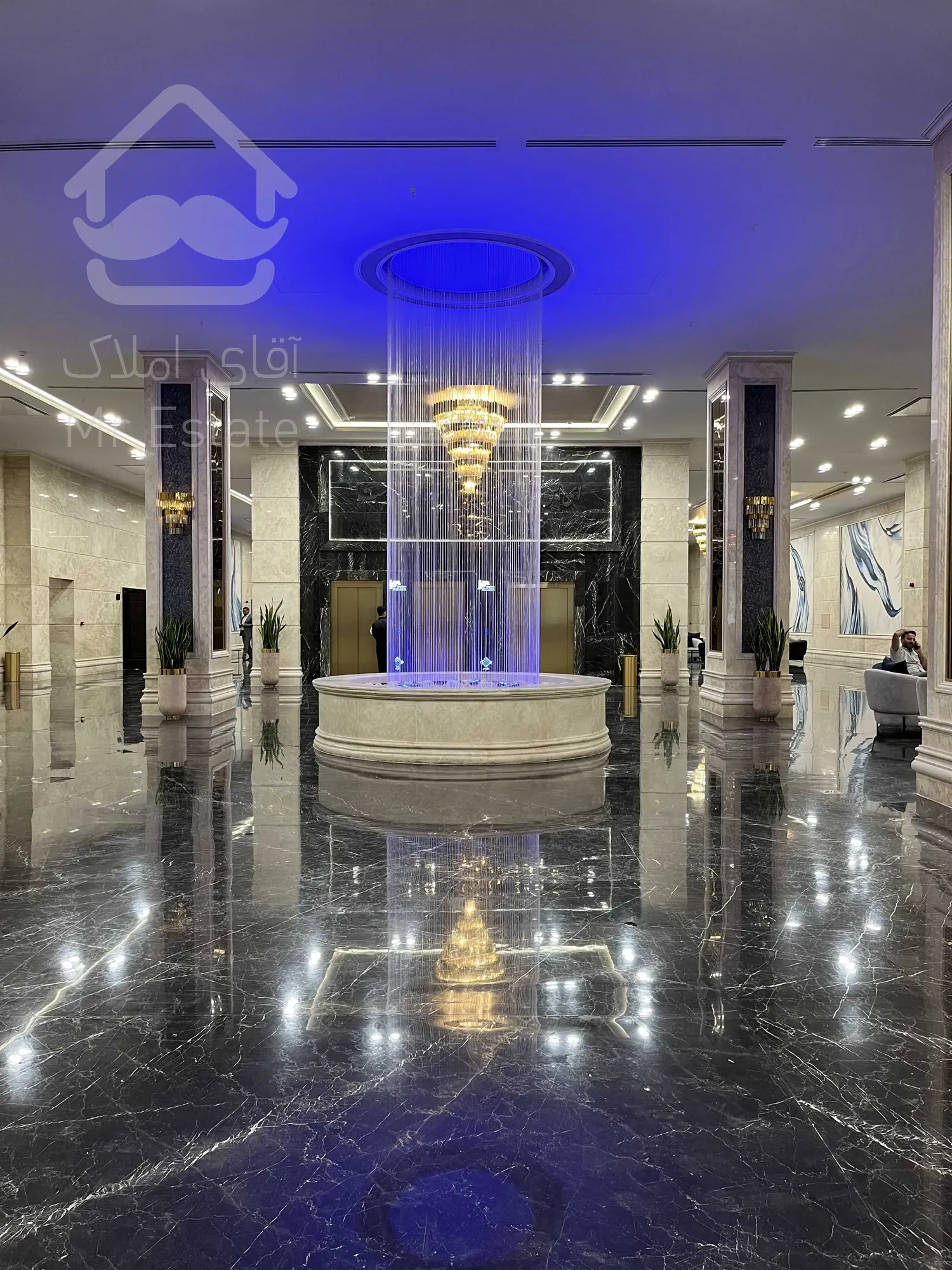 پیش فروش واحد تجاری 31 متری در رونیکامال میرزا بابائی،امضایی مدرن در قلب پونک