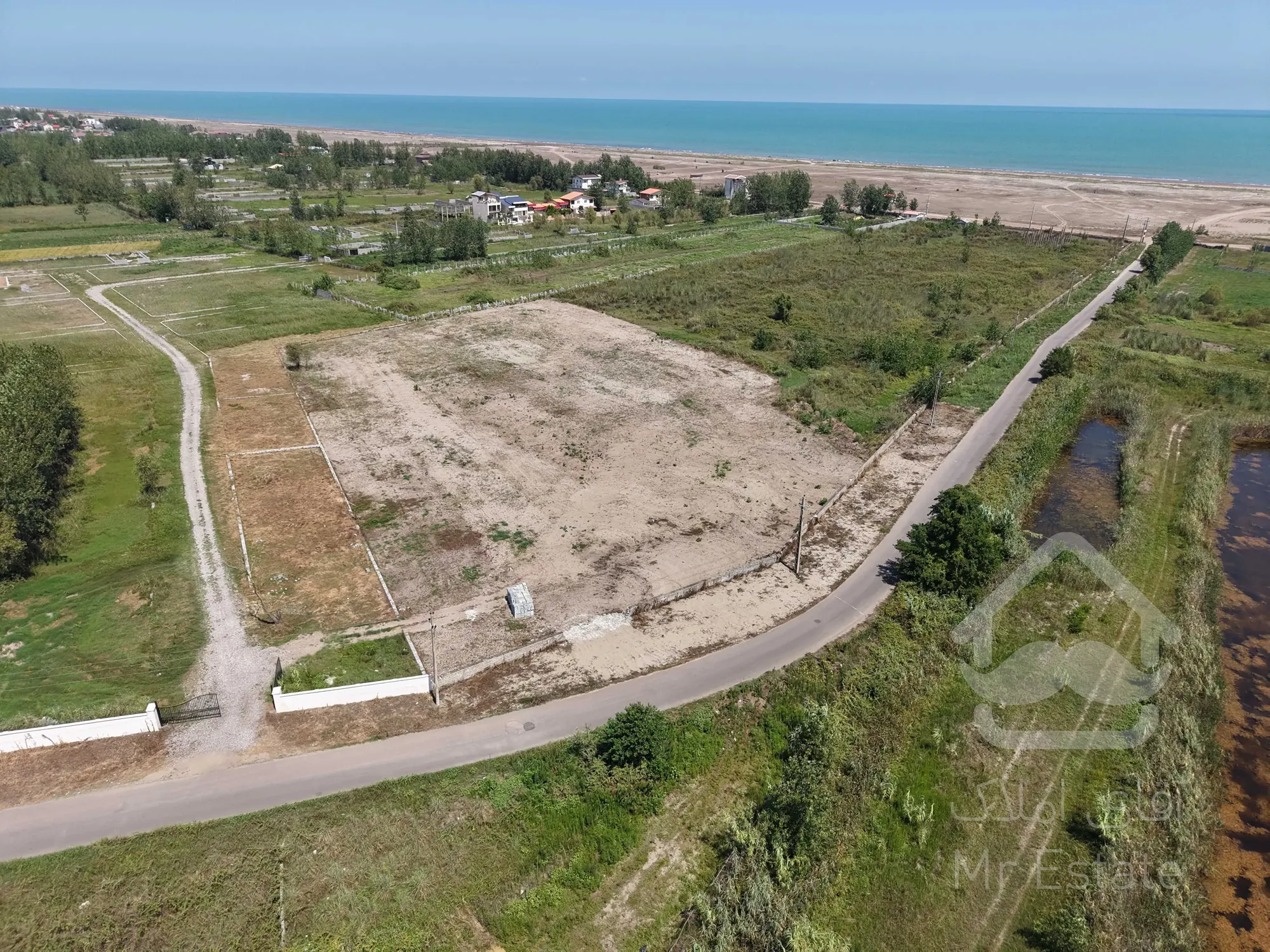 زمین ساحلی در الماس درخشان شرق گیلان منطقه آزاد