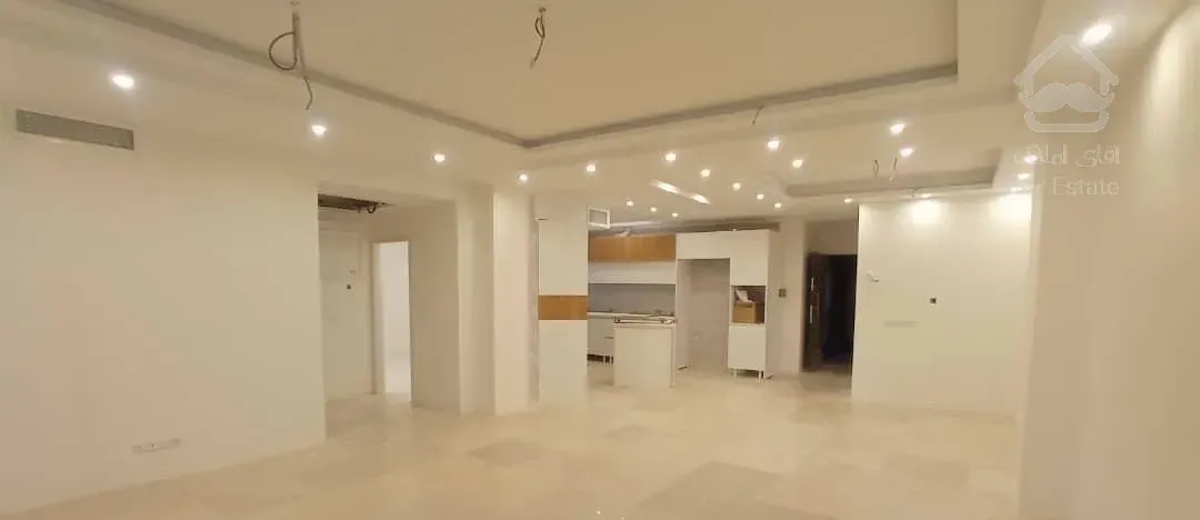 فرمانیه دزاشیب ۱۱۰ متر ۲ خوابه دو پارکینگ