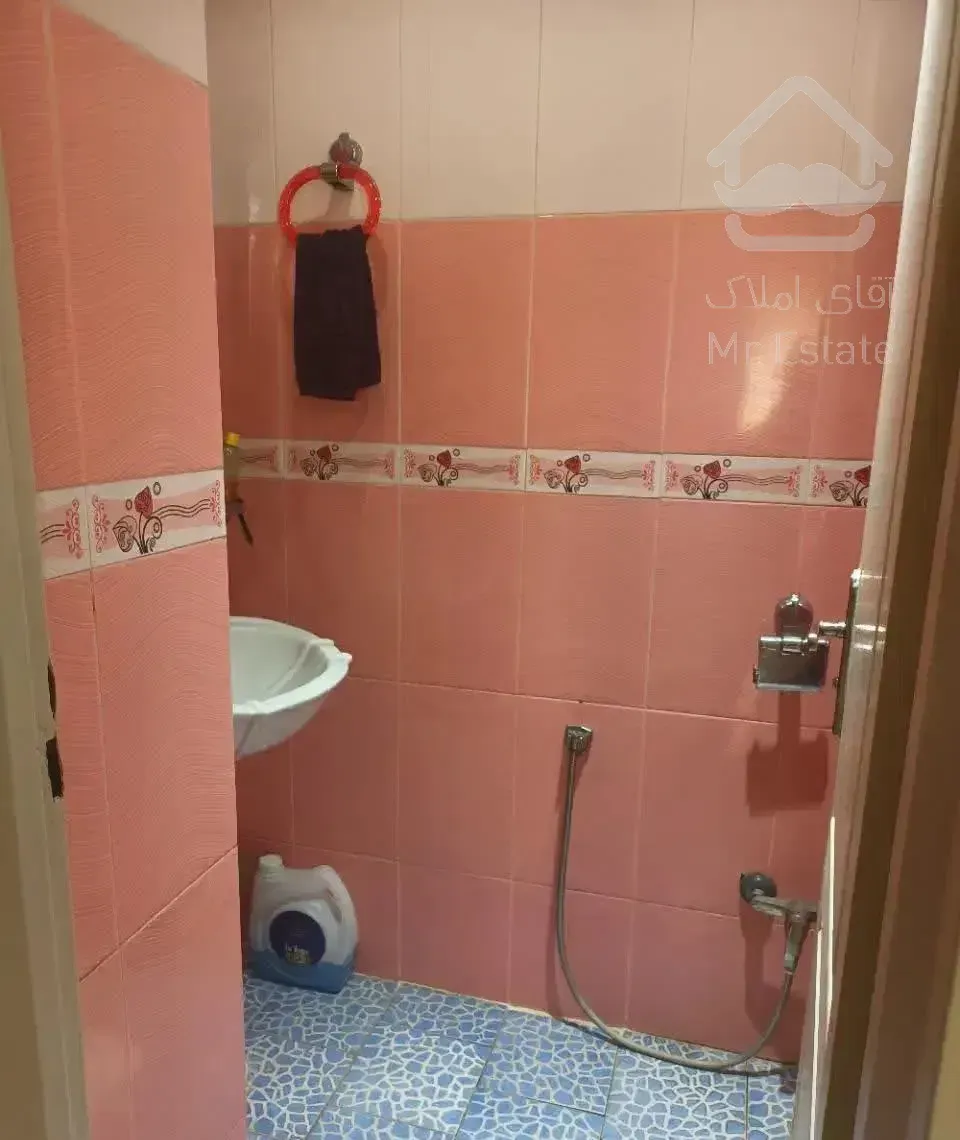 ۷۰ متری خوش نقشه نورگیر تمیز