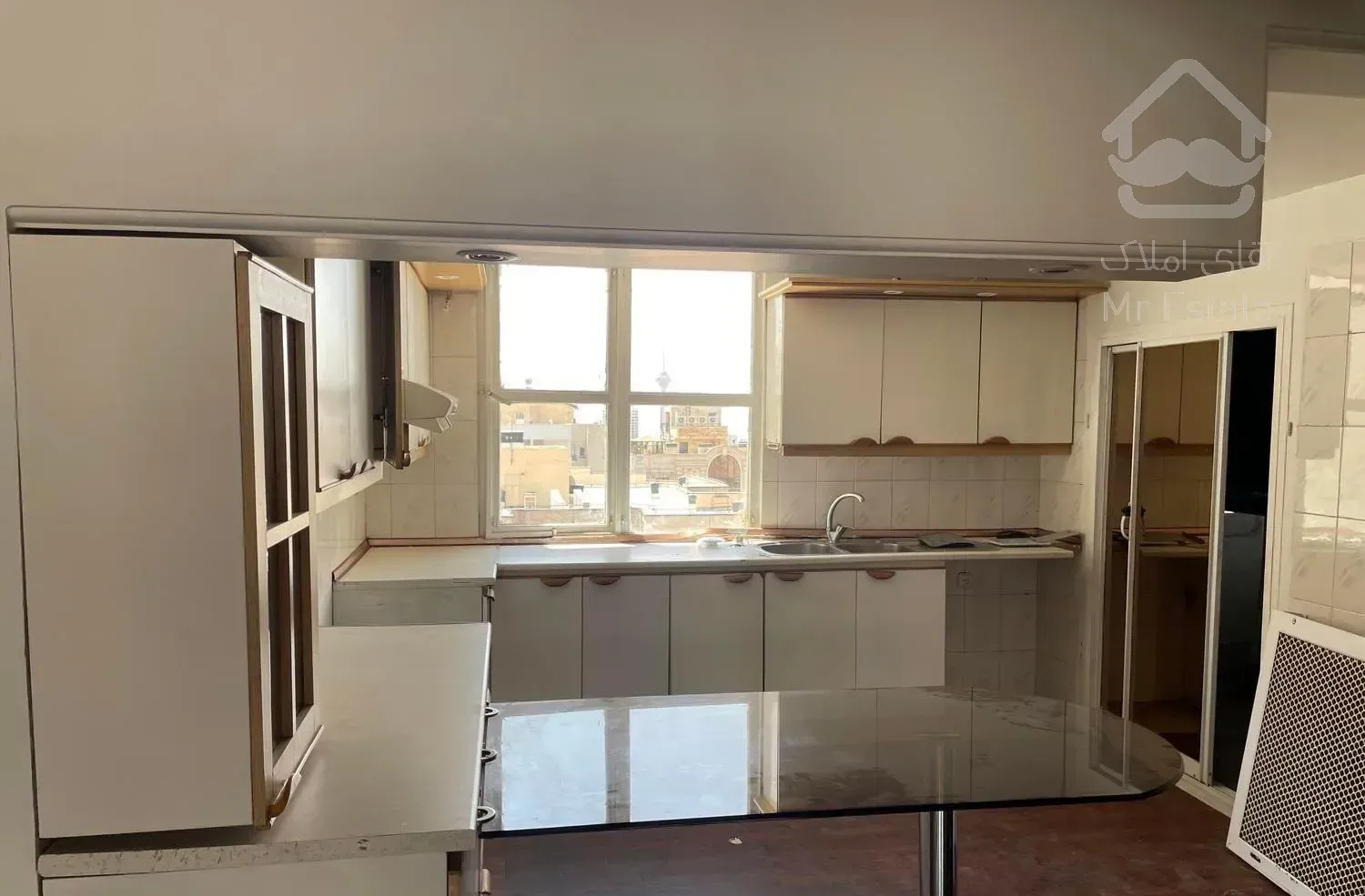 ۱۷۰متر۳خواب/فول امکانات/۸واحدی/فاز ۱ شهرک مهستان