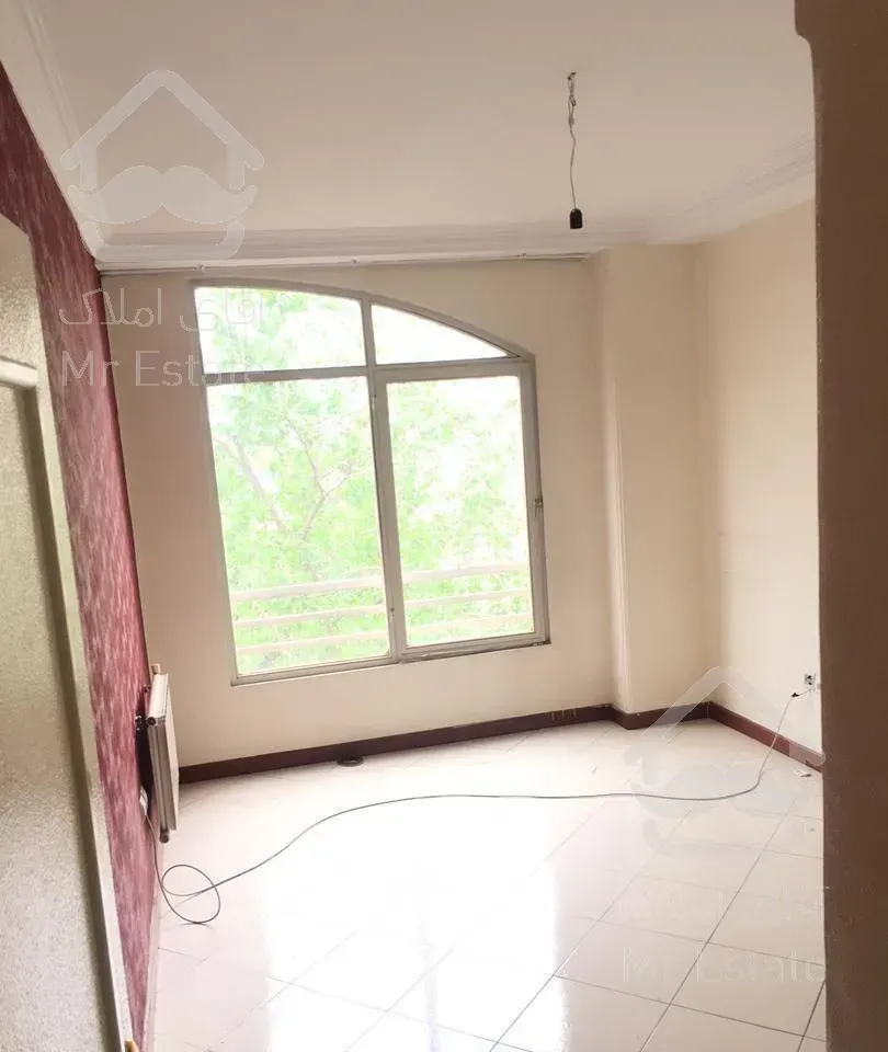 واحد ۹۹ متری شریعتی،قلهک