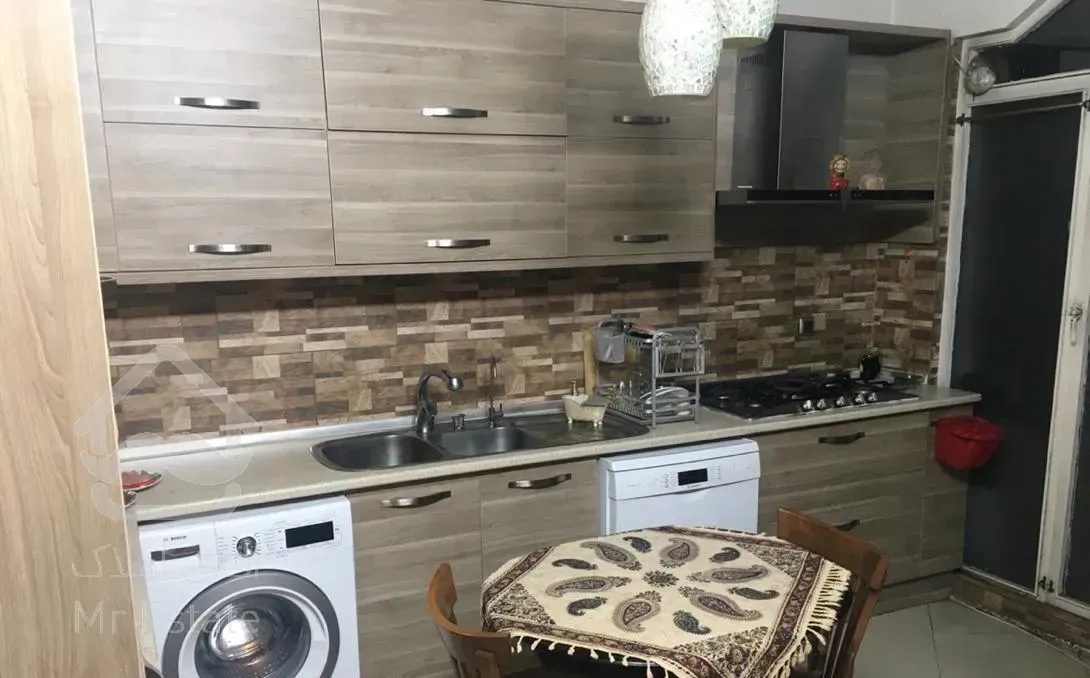 خواجه عبدالله ۱۰۰ متر