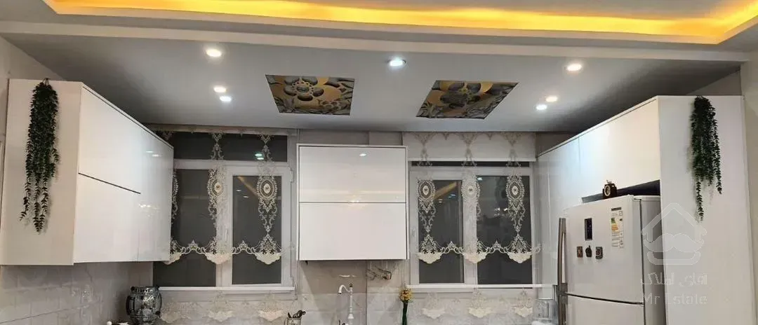 ۳۵ متری/سرمایه گذاری/تخلیه