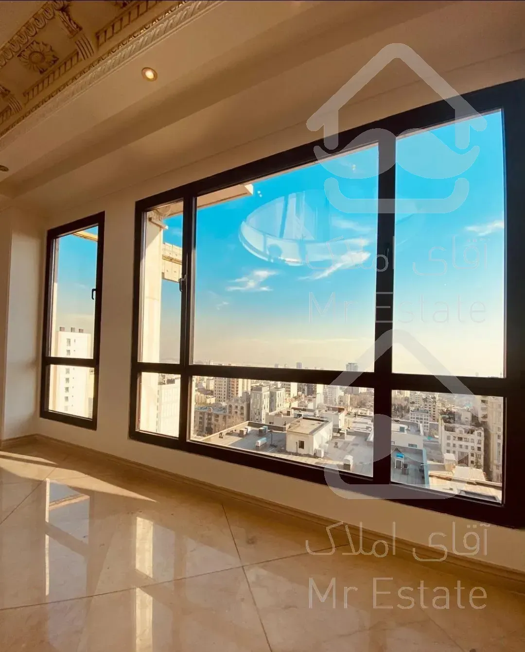 نیاوران ۳۰۰ متر ویو ابدی پنت هاوس