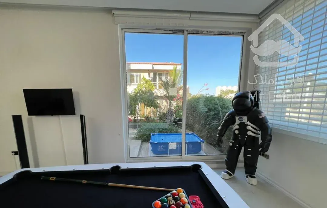 واحدویلا/مالک