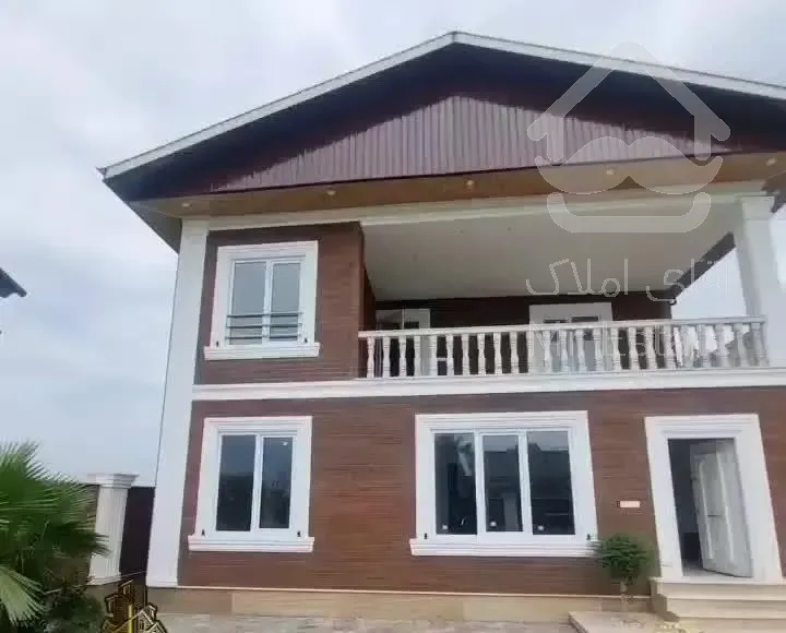 ویلای زمین 300mبنا170mنزدیک شهر((لوکس ملک))