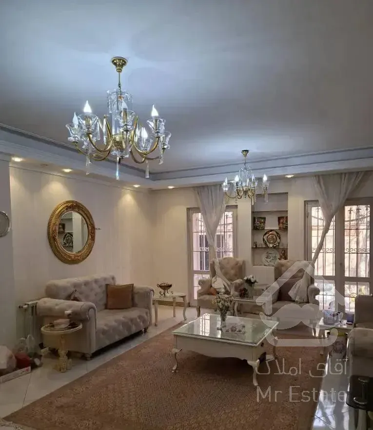 ۱۱۰متر دوخوابه طبقه اول فوری