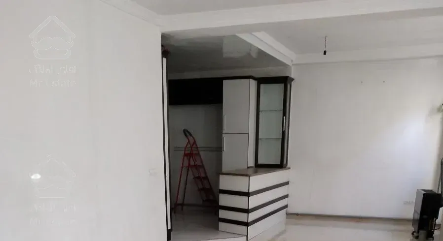 اپارتمان ۹۵ متر ماشین رو