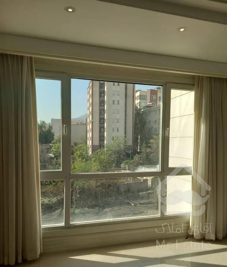 ۱۳۰متر ۳ خواب اوین ( ویو ) تراس قابل چیدمان