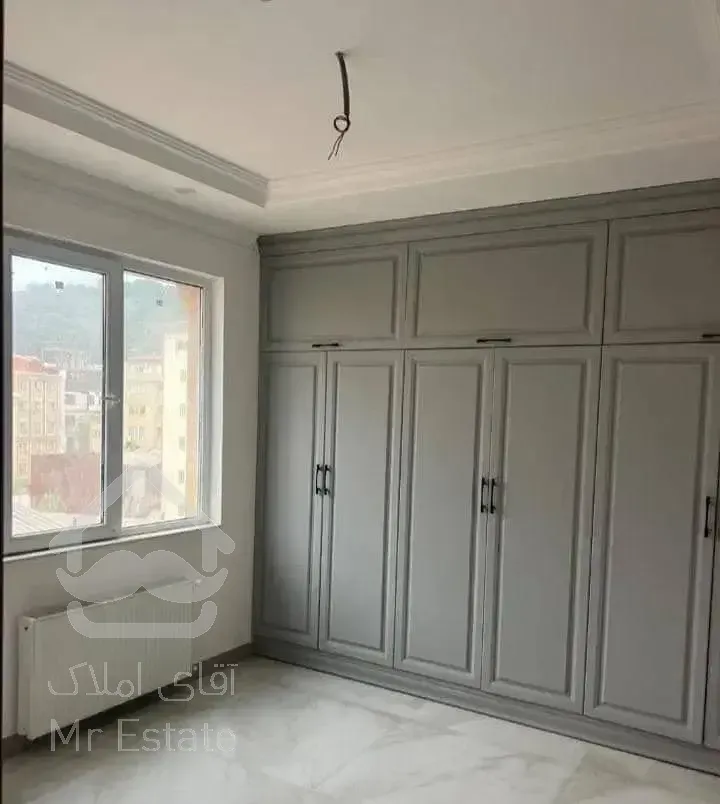 ۱۳۰متر ۳ خواب طبقه ۴ تک واحدی کلیدنخورده فول