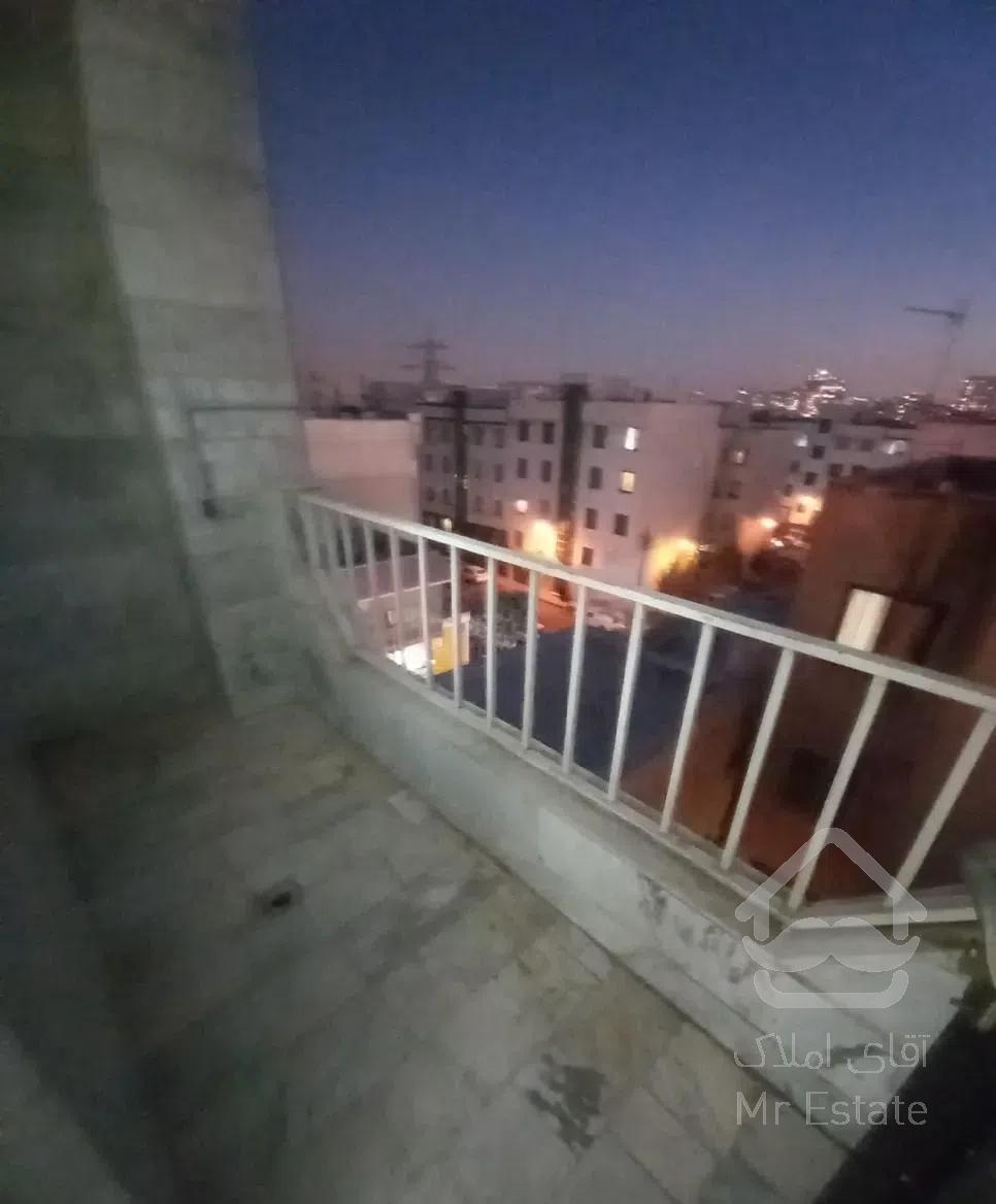 90متری دریاچه چیتگرسند تک برگ شهرک یاس