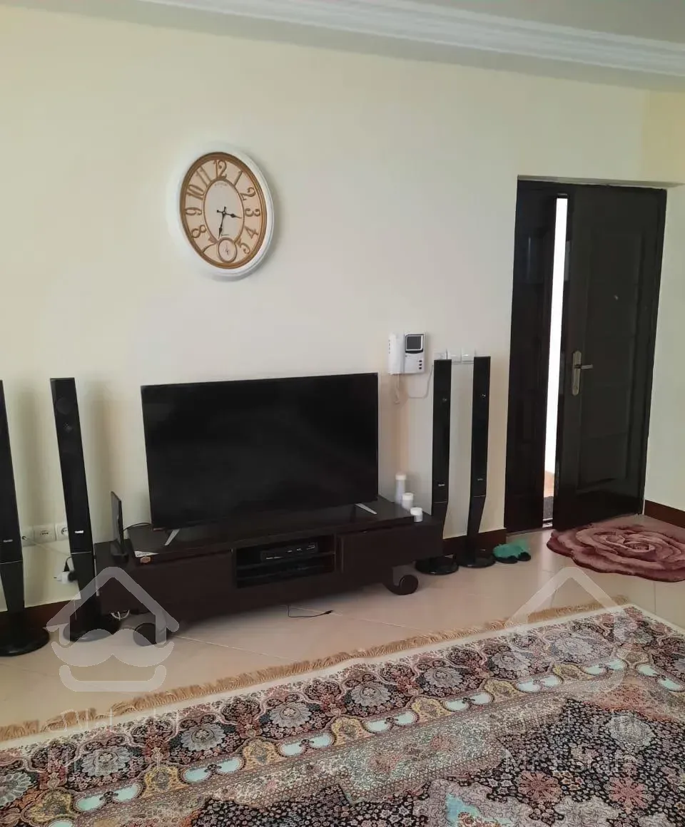 ۱۰۰متر تکواحد/هچیرود/حیاط دار