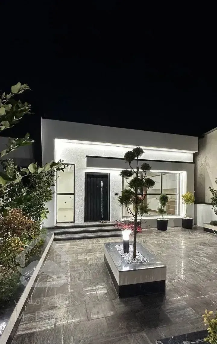 ویلا ۱۸۰م با نما مدرن مهندسی ساز برای یخت پسندها