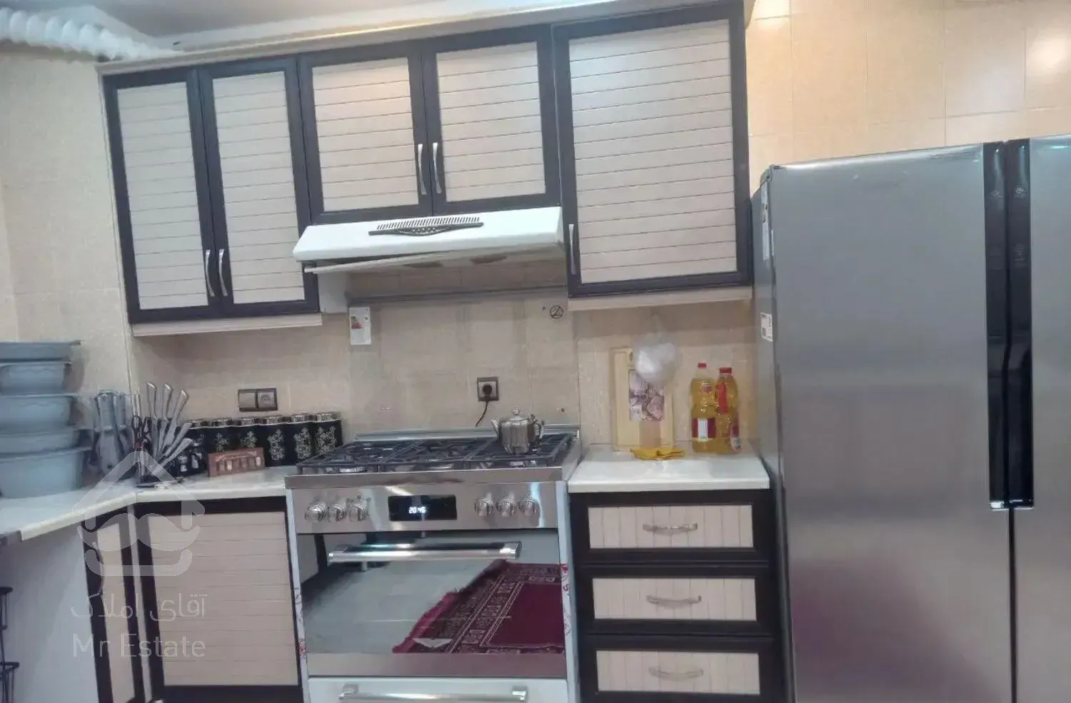 ۱۰۷ متر باامکانات (املاک سادات)