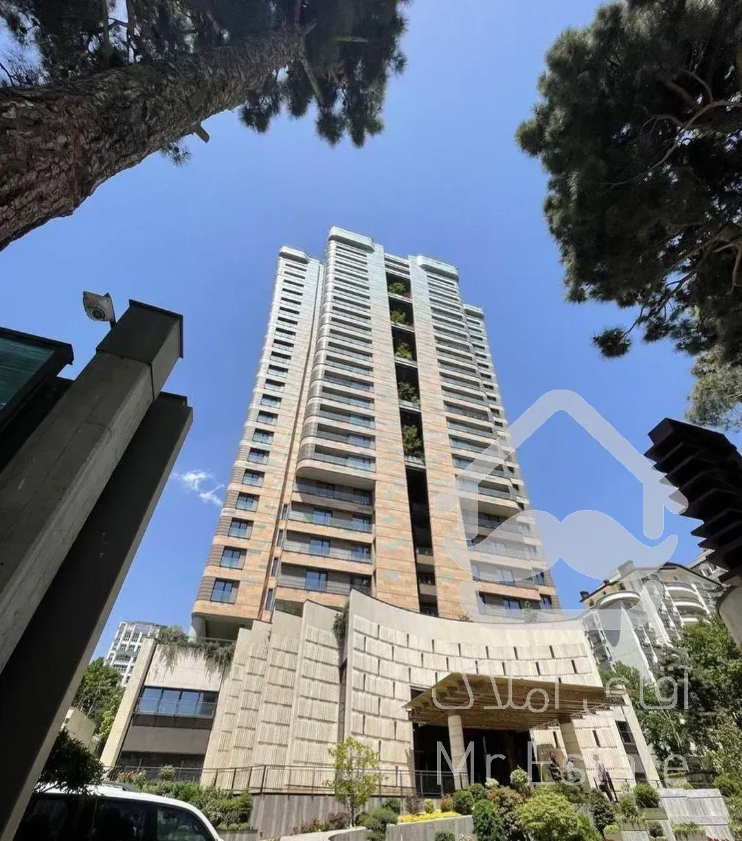 ۳۵۰متر‌پرمشاعات‌ترین برج‌باغ‌منطقه