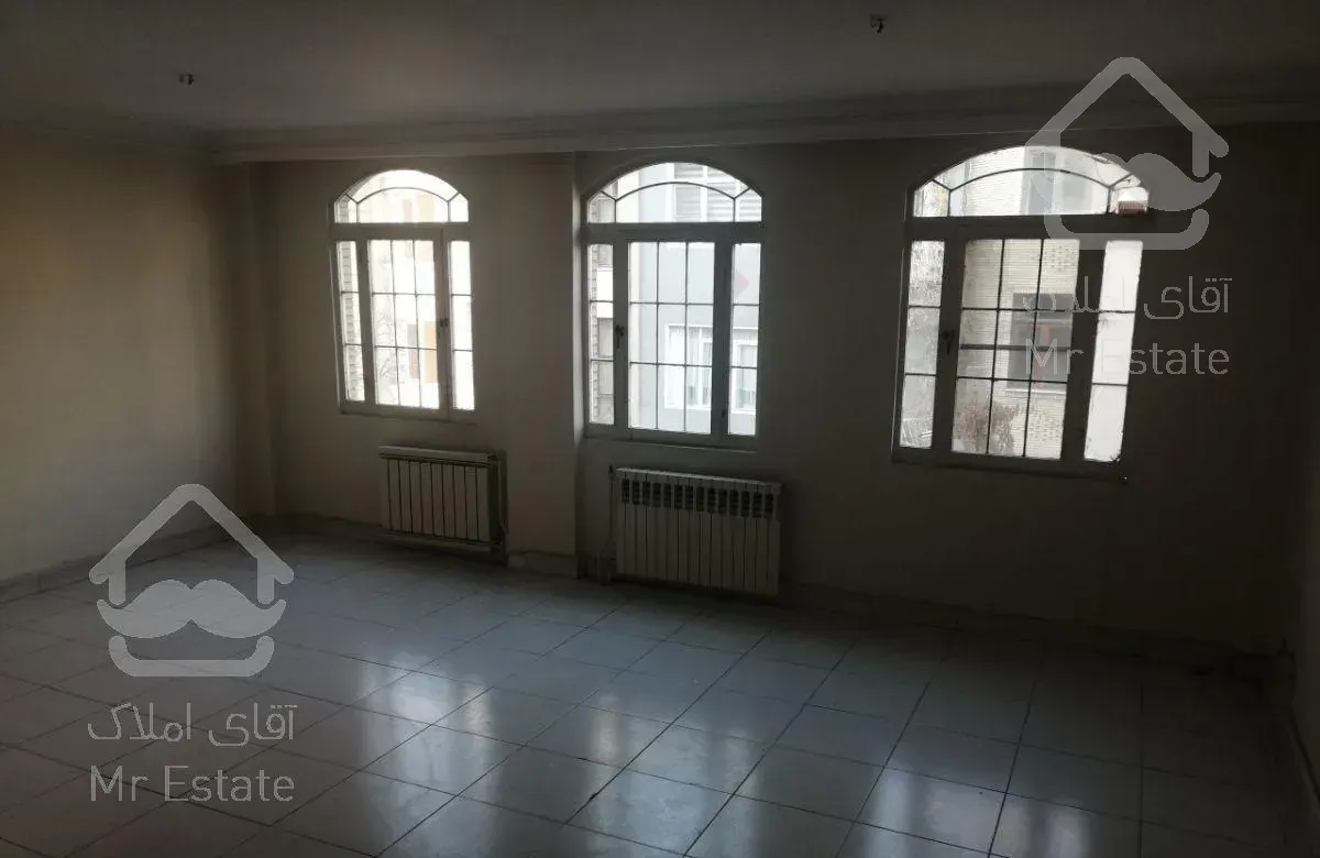 73.5متر دوخواب تکواحدی دارای دو بالکن.