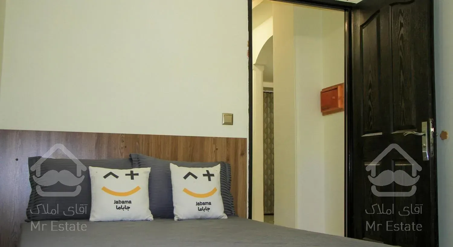 آپارتمان دوخوابه قصر طلایی واحد ۳۰۲