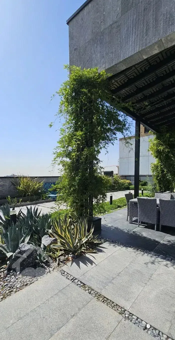 ۱۹۶متری/مدرن/۲پارکینگ/ویودار