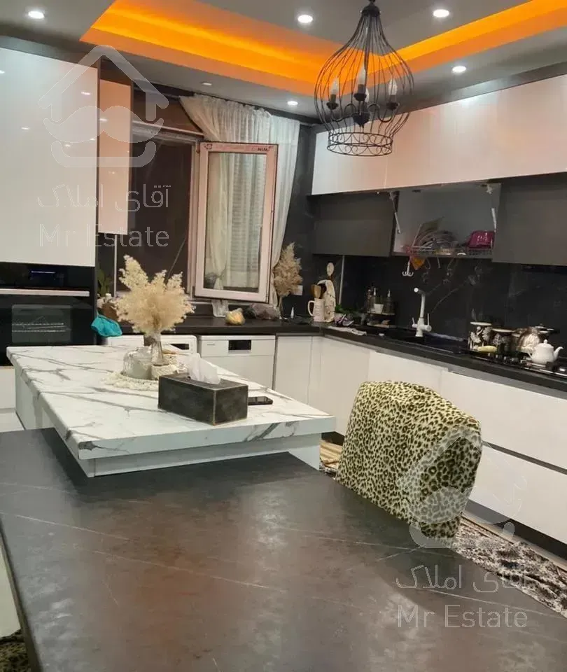 ۹۰ متر۲خواب  زیبا و دوکله نور شهران شمالی