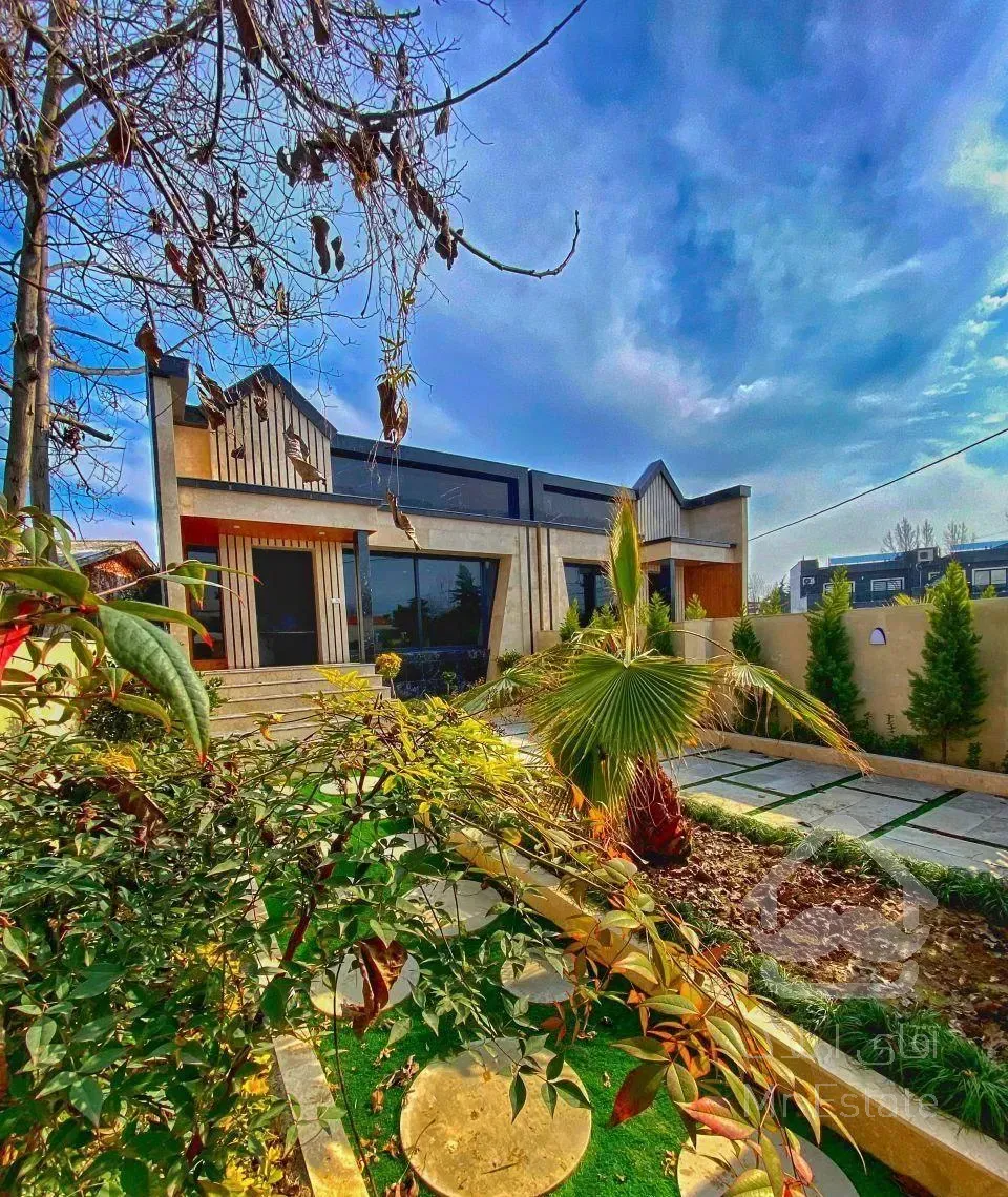 ویلا جنگلی و زیبا /در بهترین منطقه/با بهترین قیمت