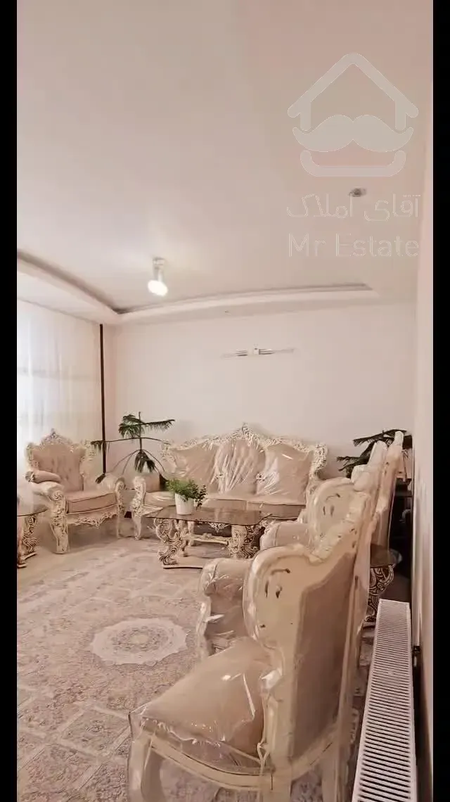 ۱۴۶متر سرچشمها /تک واحدی طبقه ۳