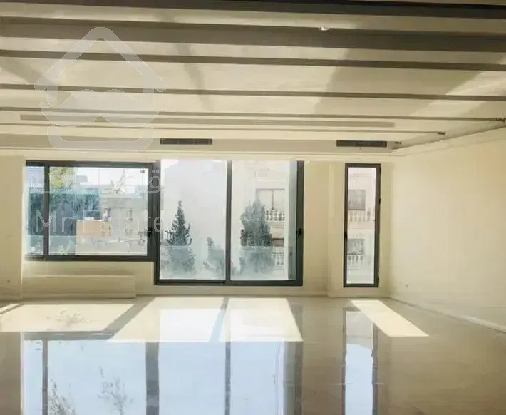 ۲۱۰متر/چندقدمی پارک قیطریه