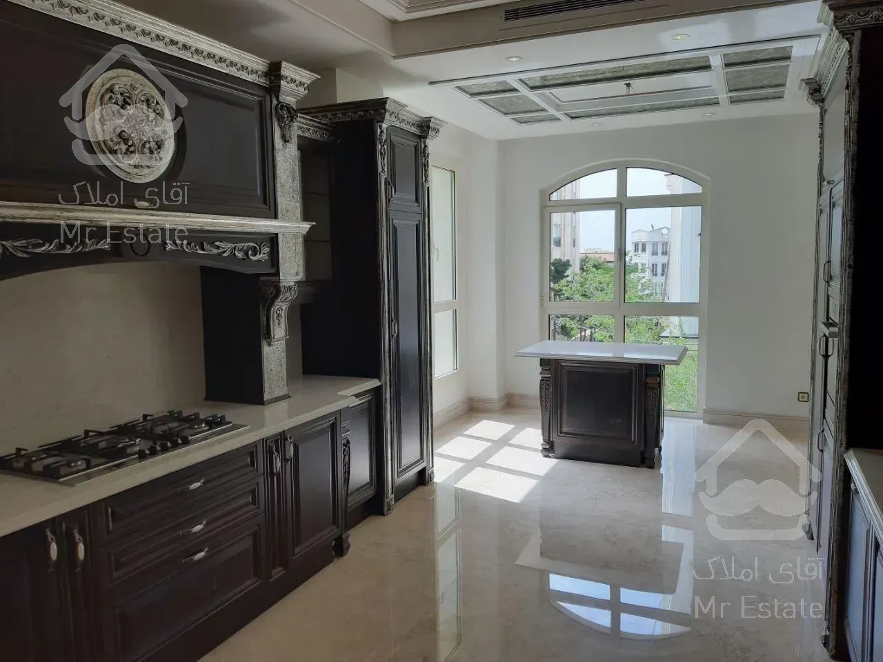 خرید آپارتمان 280 متری نیاوران