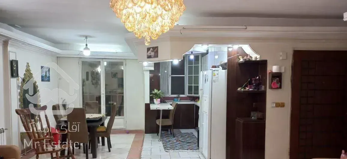 آپارتمان 94متری. فاطمی. گلها