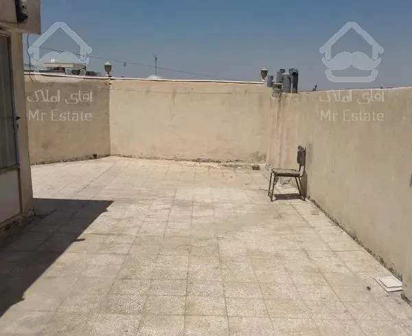 آپارتمان ۸۵ متری 1خوابه تمیز