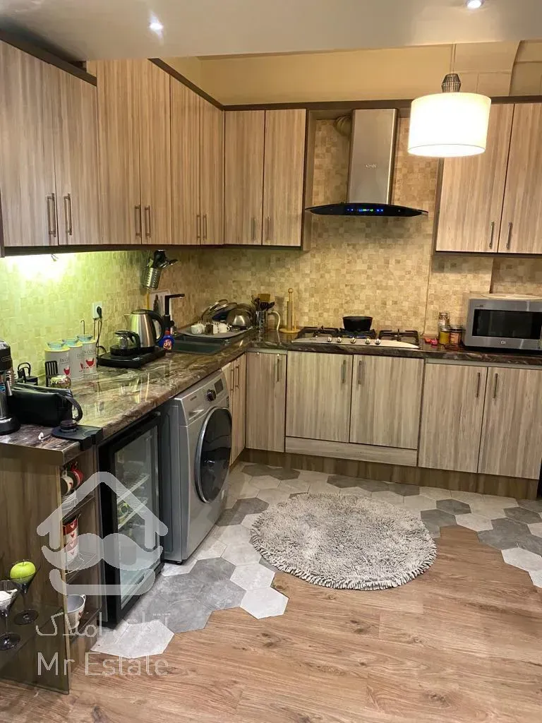 آپارتمان ۹۰ متری ۲ خوابه واقع در سعادت آباد