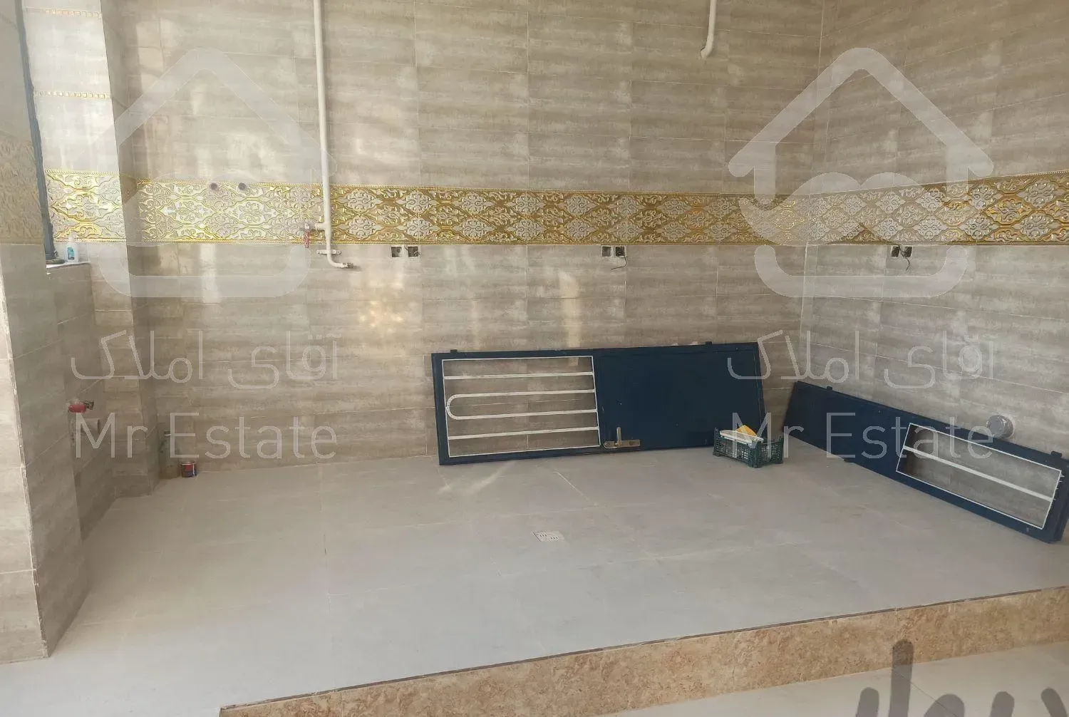 کاشی کاری و سرامیک کاری